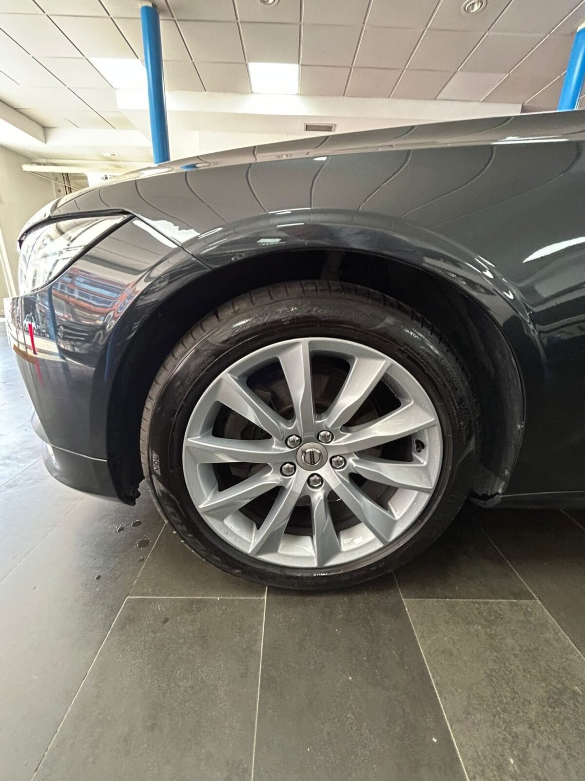 VOLVO V90 D4 BUSINESS PLUS 