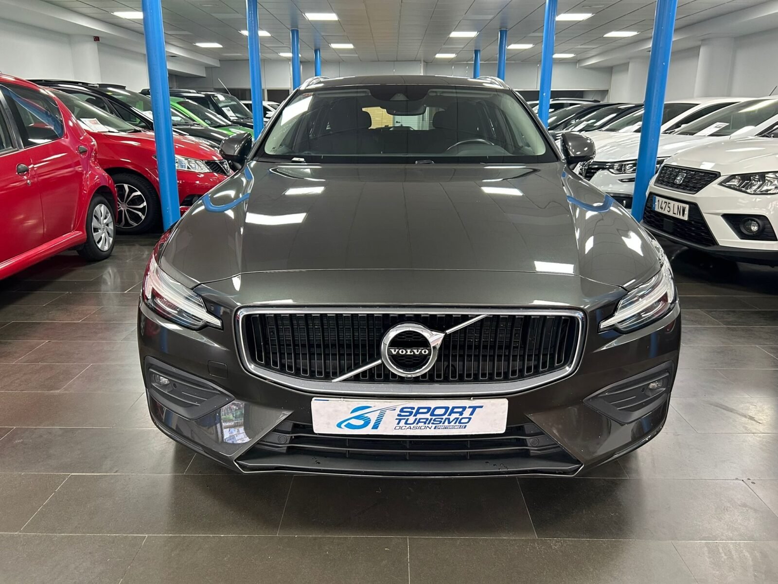 VOLVO V60 D3 Momentum Pro