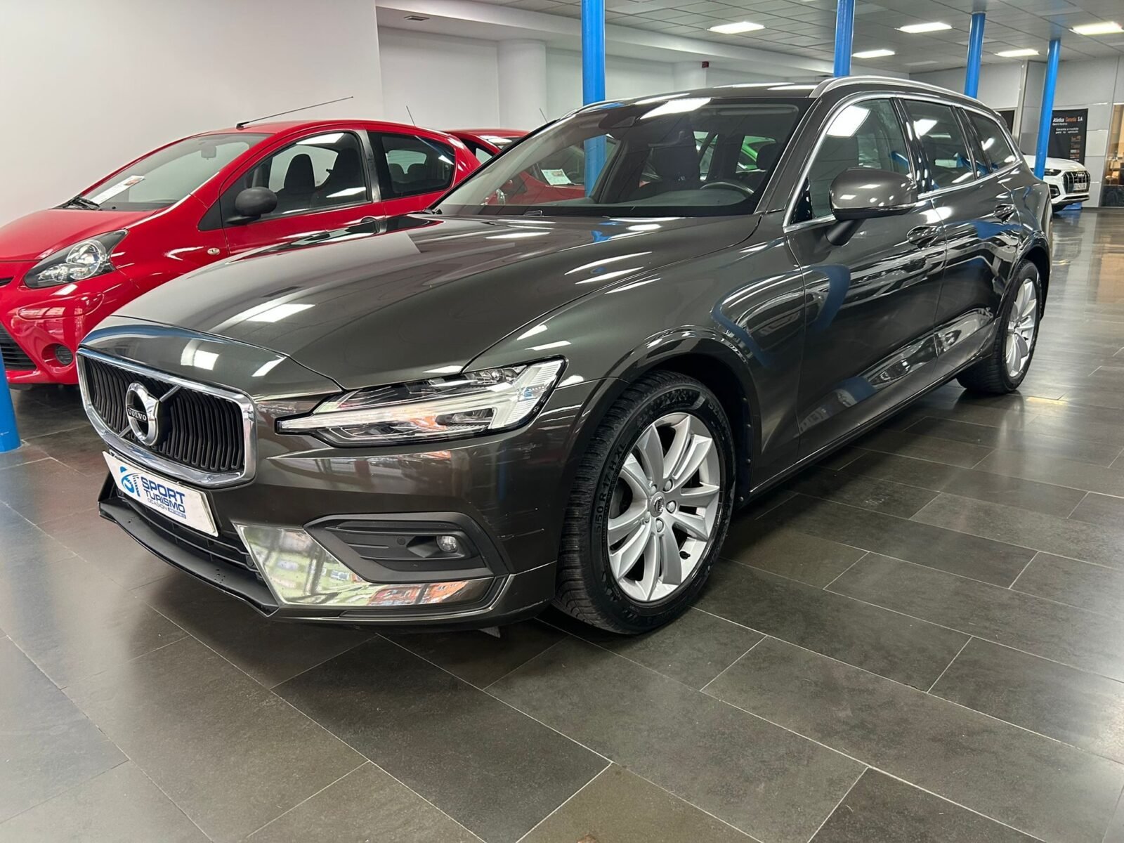VOLVO V60 D3 Momentum Pro