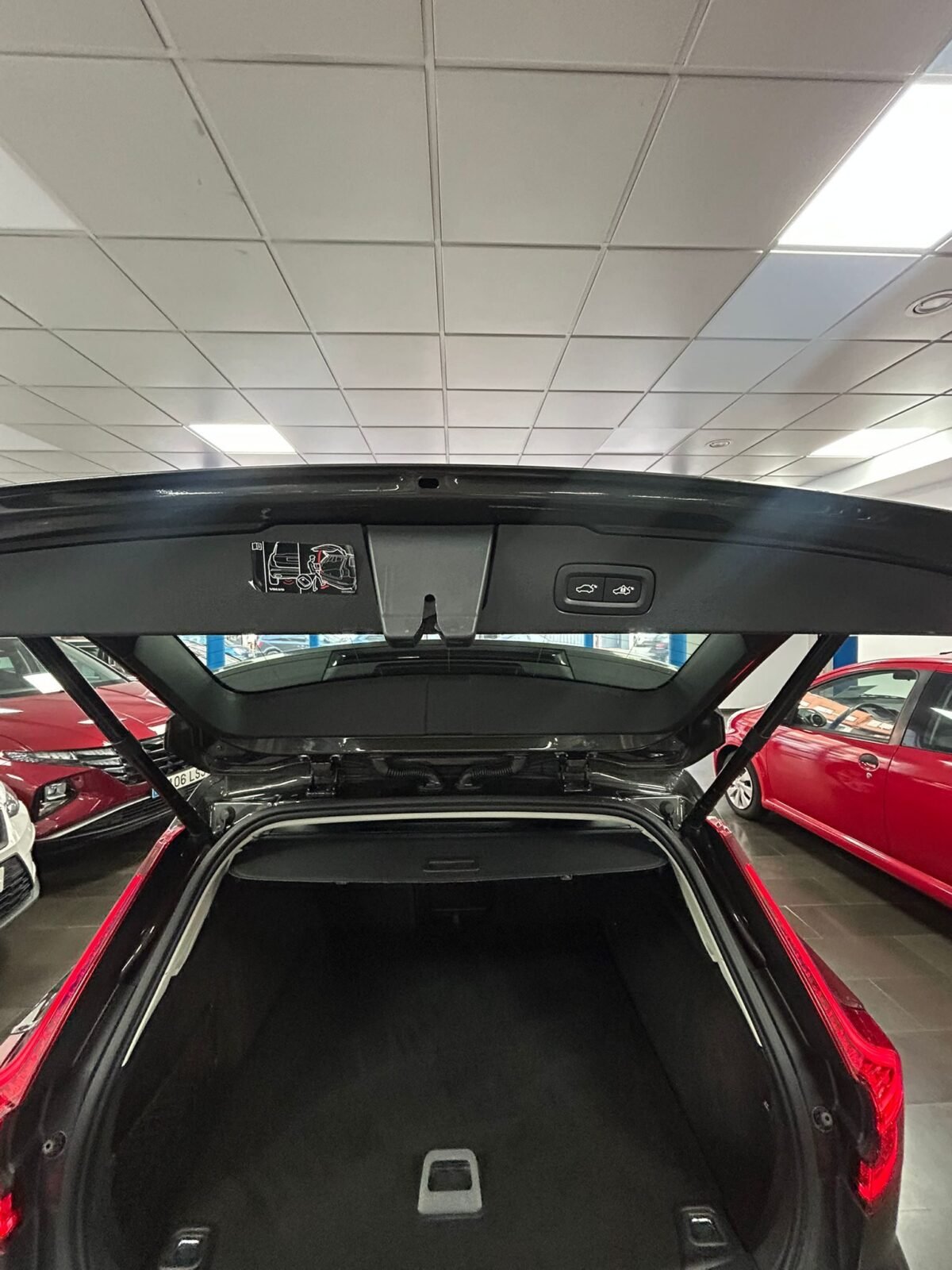 VOLVO V60 D3 Momentum Pro