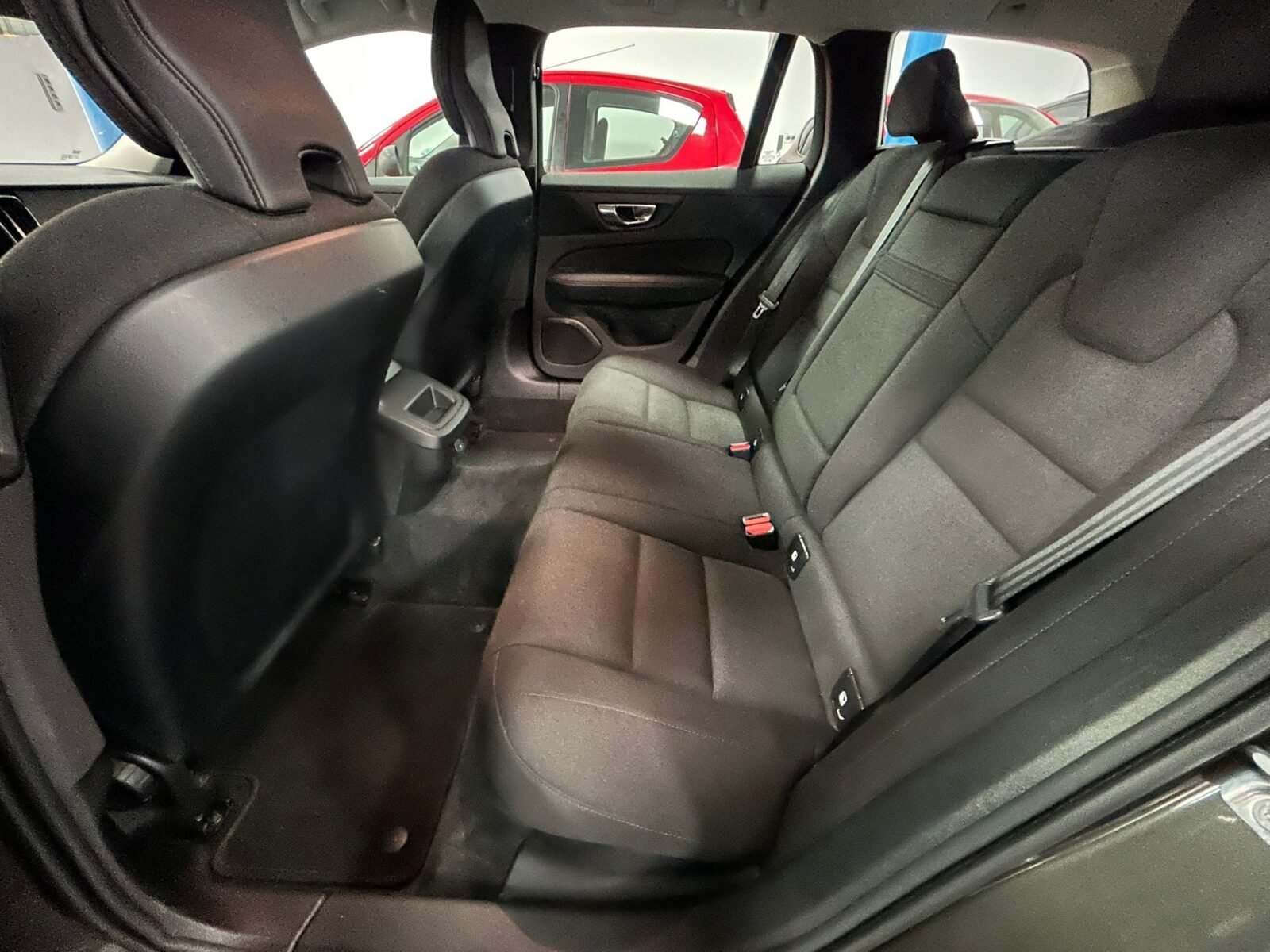 VOLVO V60 D3 Momentum Pro