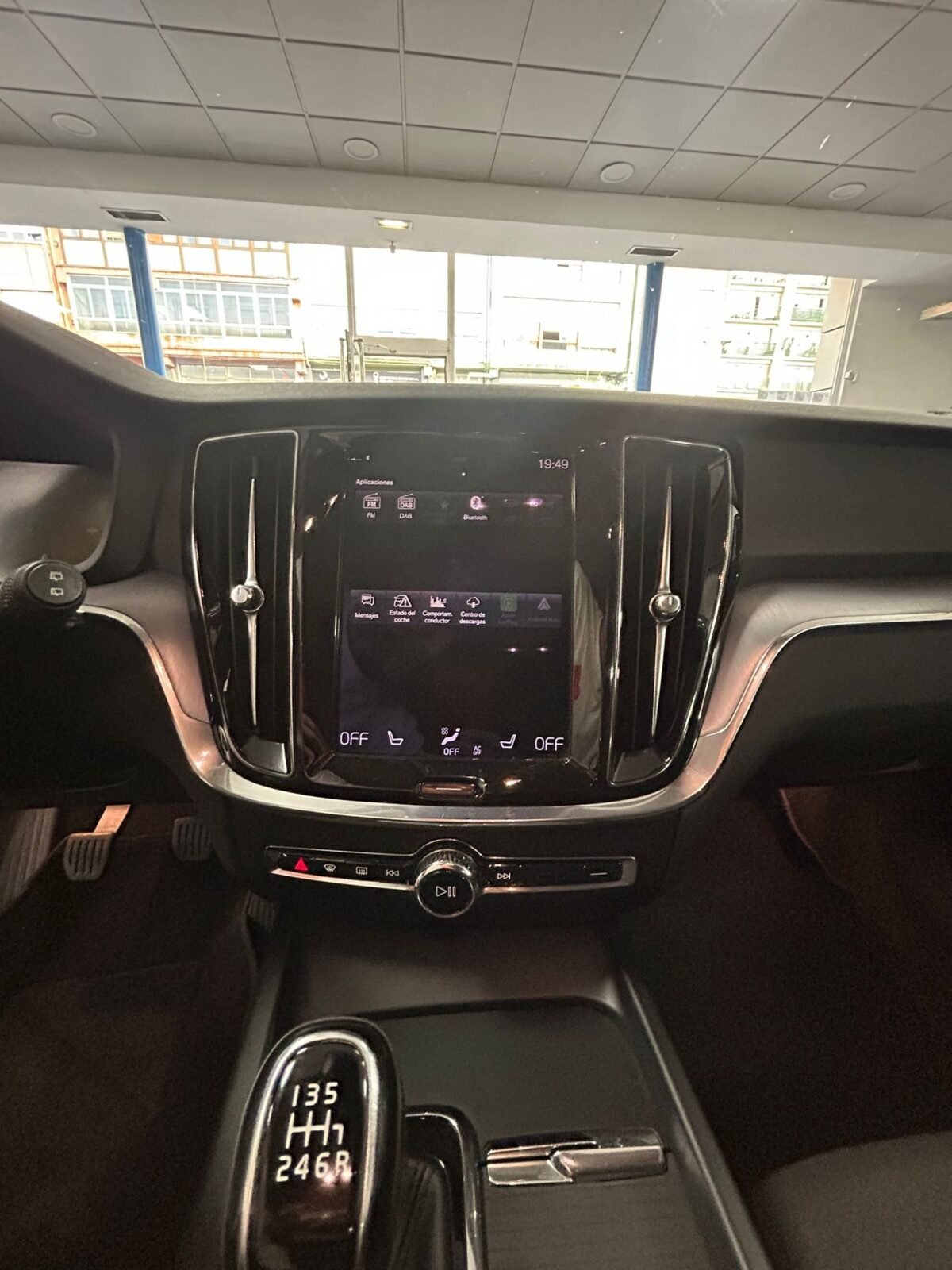 VOLVO V60 D3 Momentum Pro