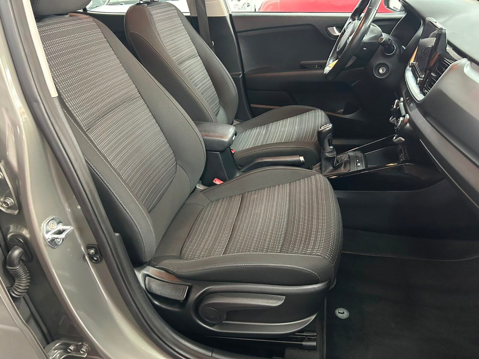 KIA STONIC 1.0 T-GDi 88kW MHEV iMT Drive