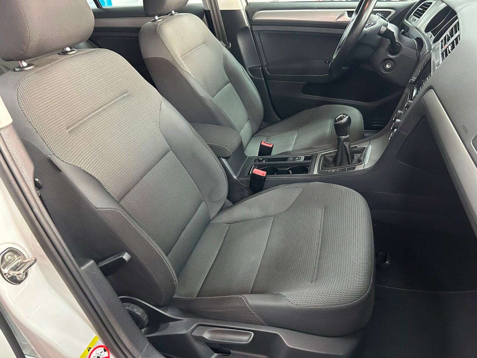 VOLKSWAGEN Golf 1.4tsi advance BMT
