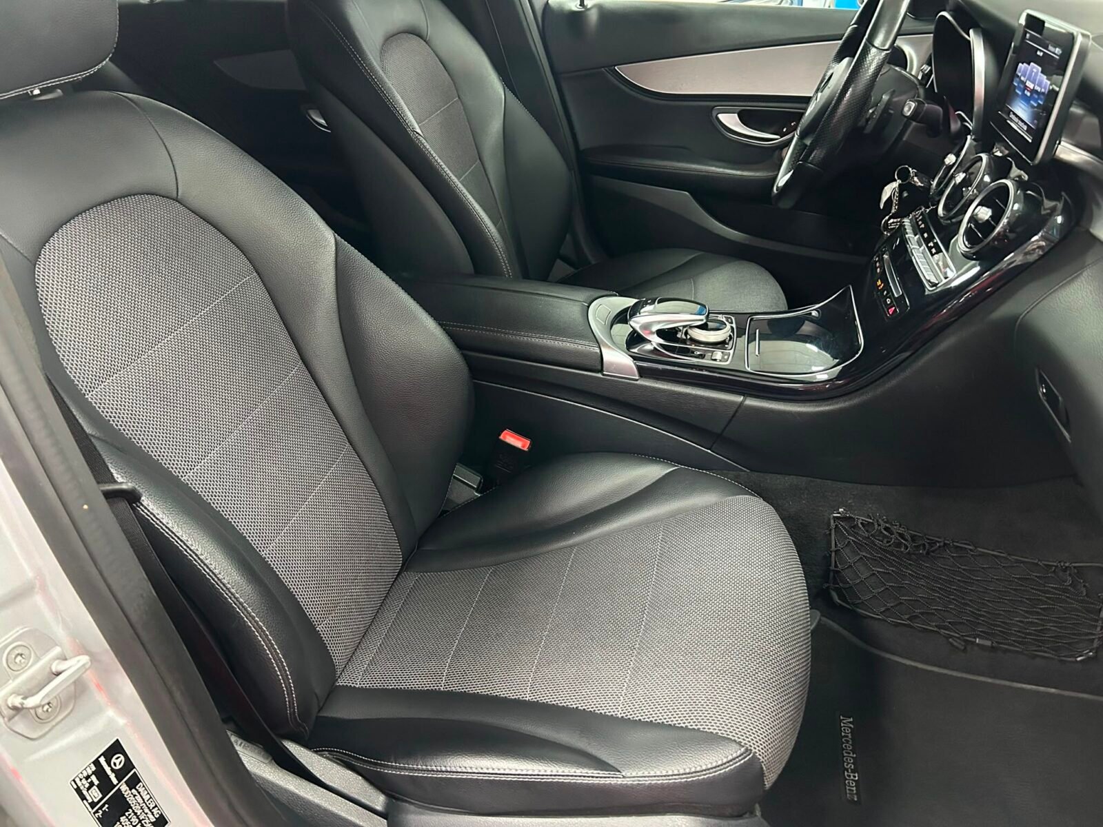 MERCEDES-BENZ C220d Estate  Amg line 7g