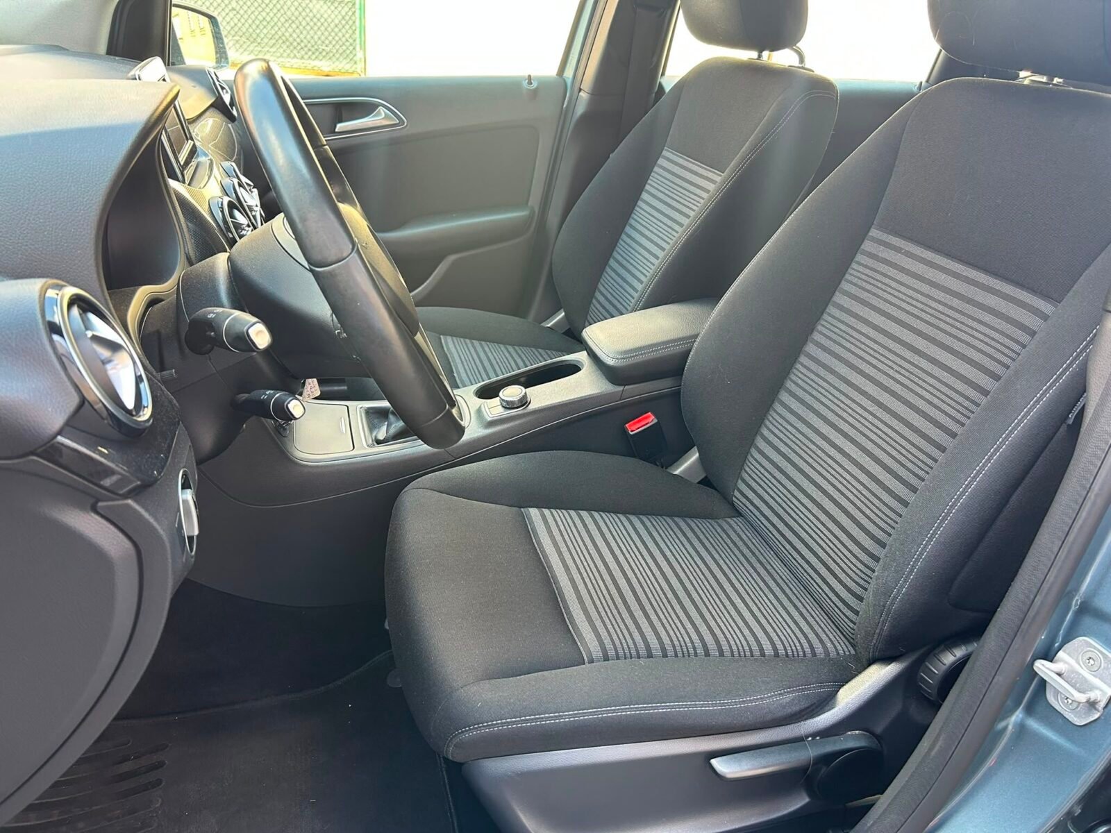 MERCEDES-BENZ B180cdi