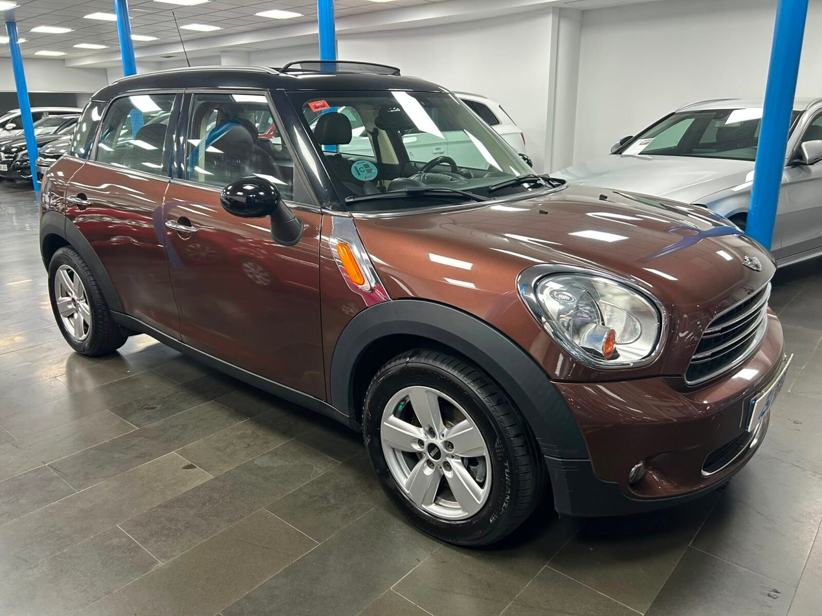 MINI COOPER D Countryman 