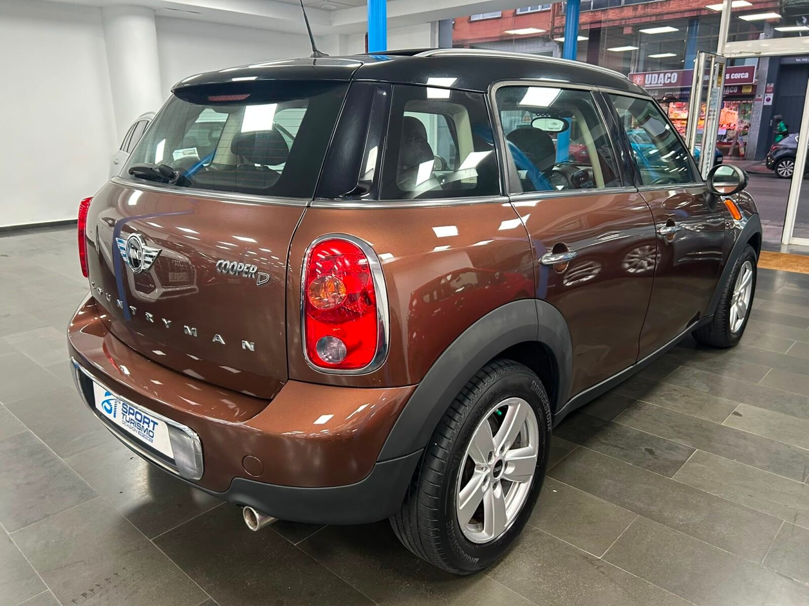 MINI COOPER D Countryman 