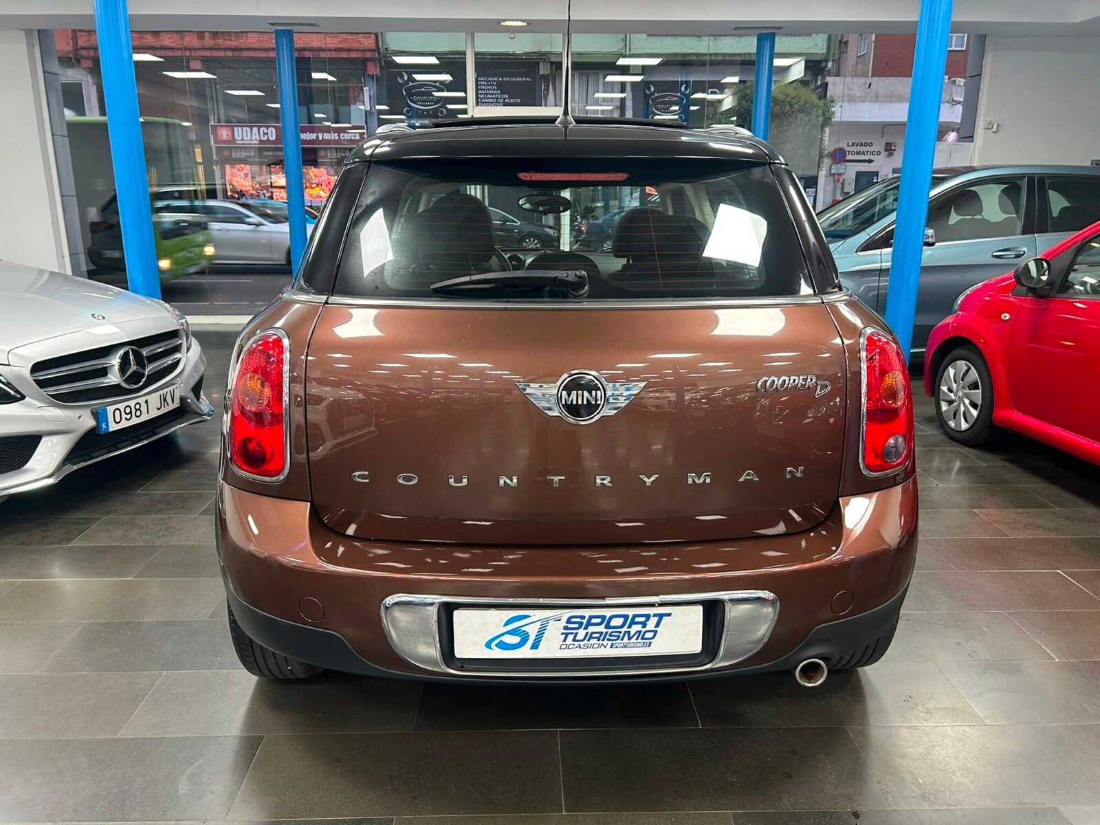 MINI COOPER D Countryman 