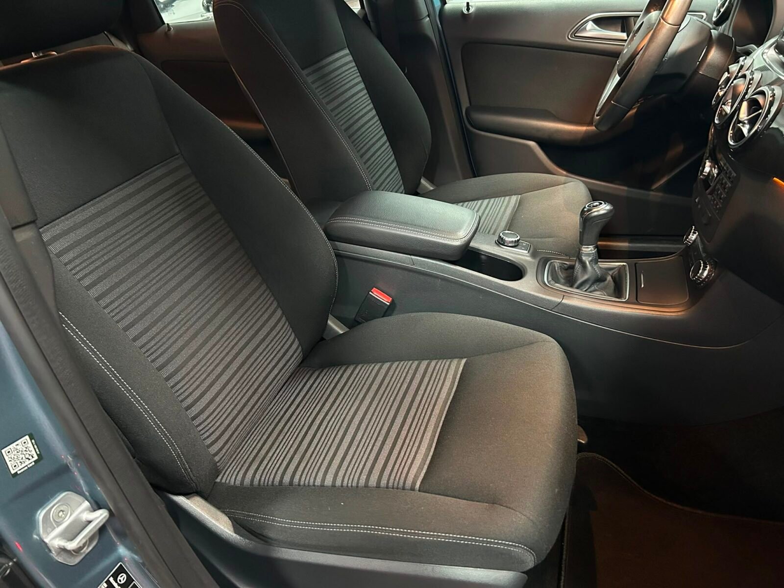 MERCEDES-BENZ B180cdi