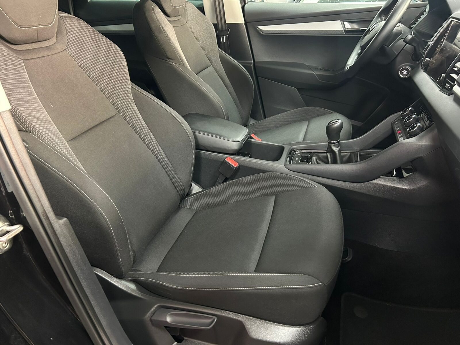 SKODA KAROQ 2.0TDI AMBITION 