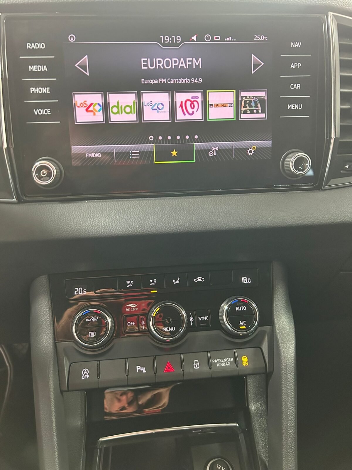 SKODA KAROQ 2.0TDI AMBITION 