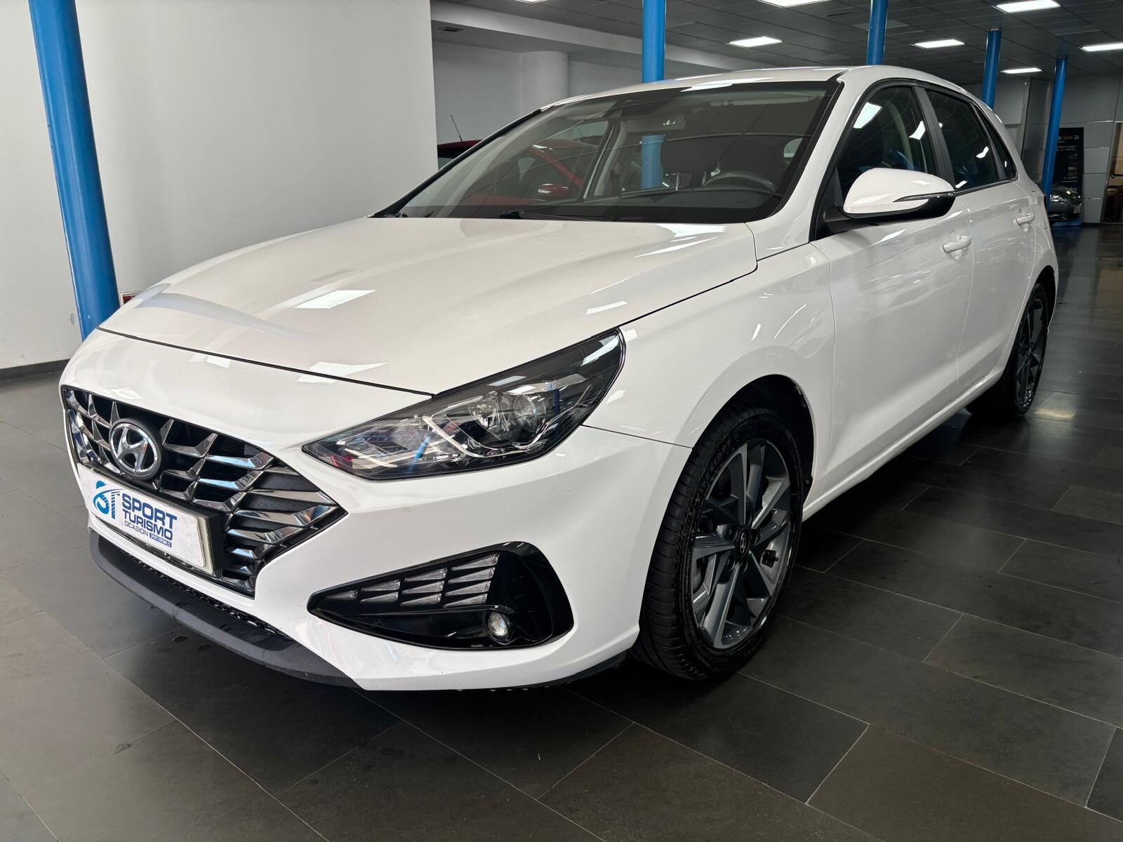 HYUNDAI i30 1.5 DPI Klass SLX 5P