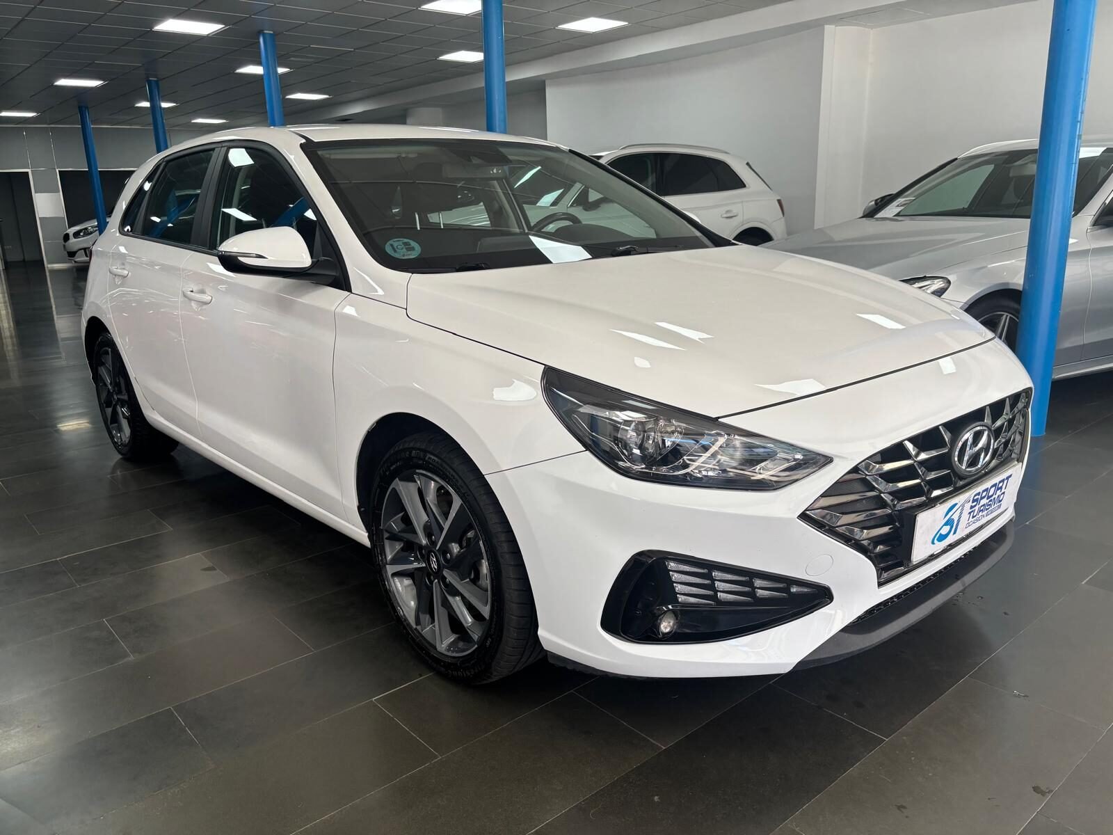 HYUNDAI i30 1.5 DPI Klass SLX 5P