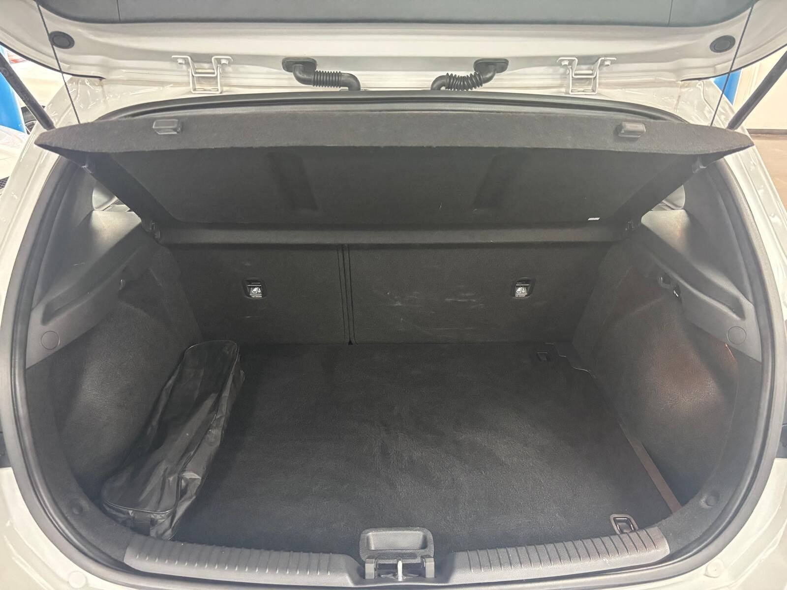 HYUNDAI i30 1.5 DPI Klass SLX 5P