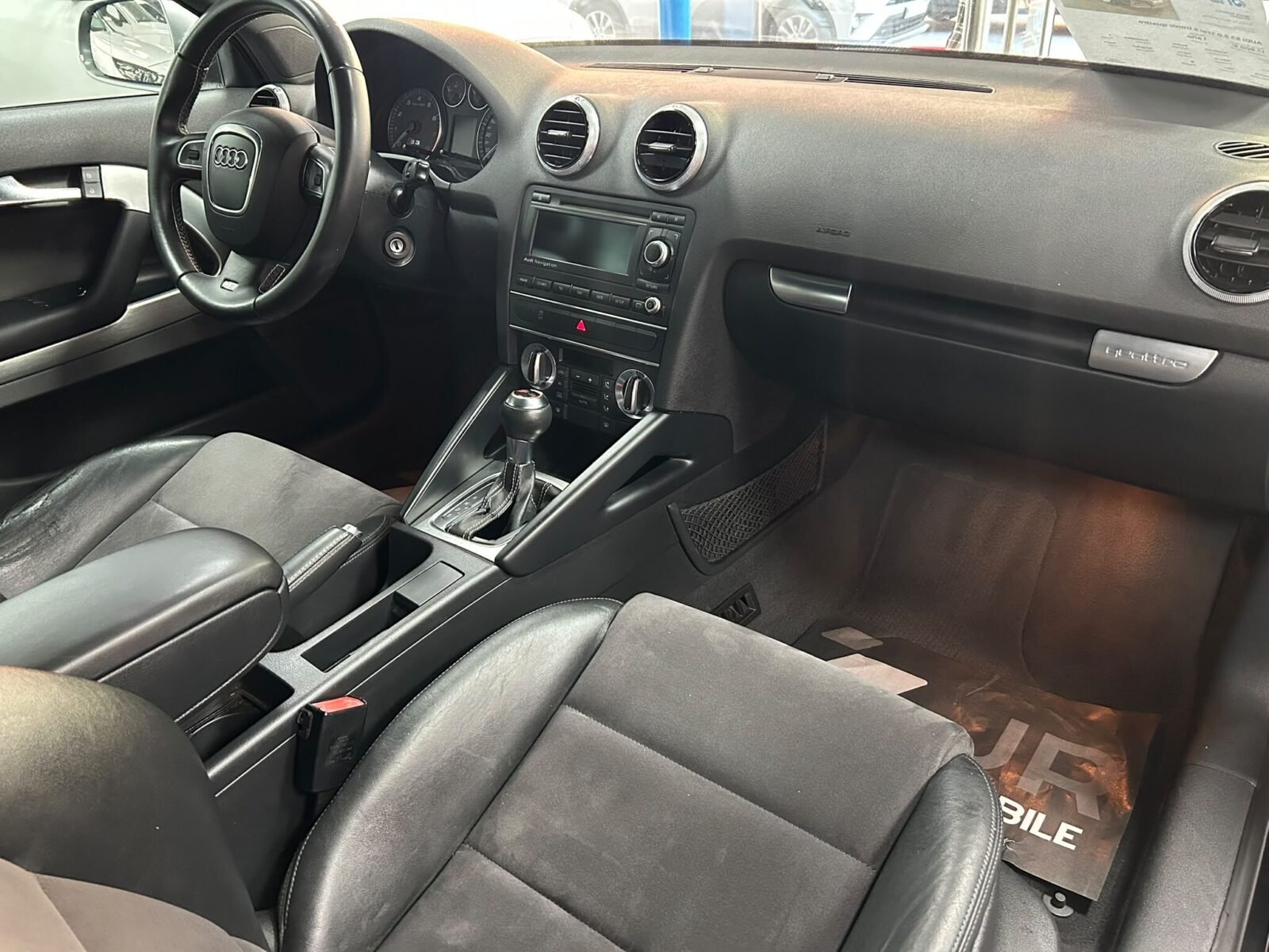 AUDI S3 2.0tfsi quattro S-tronic