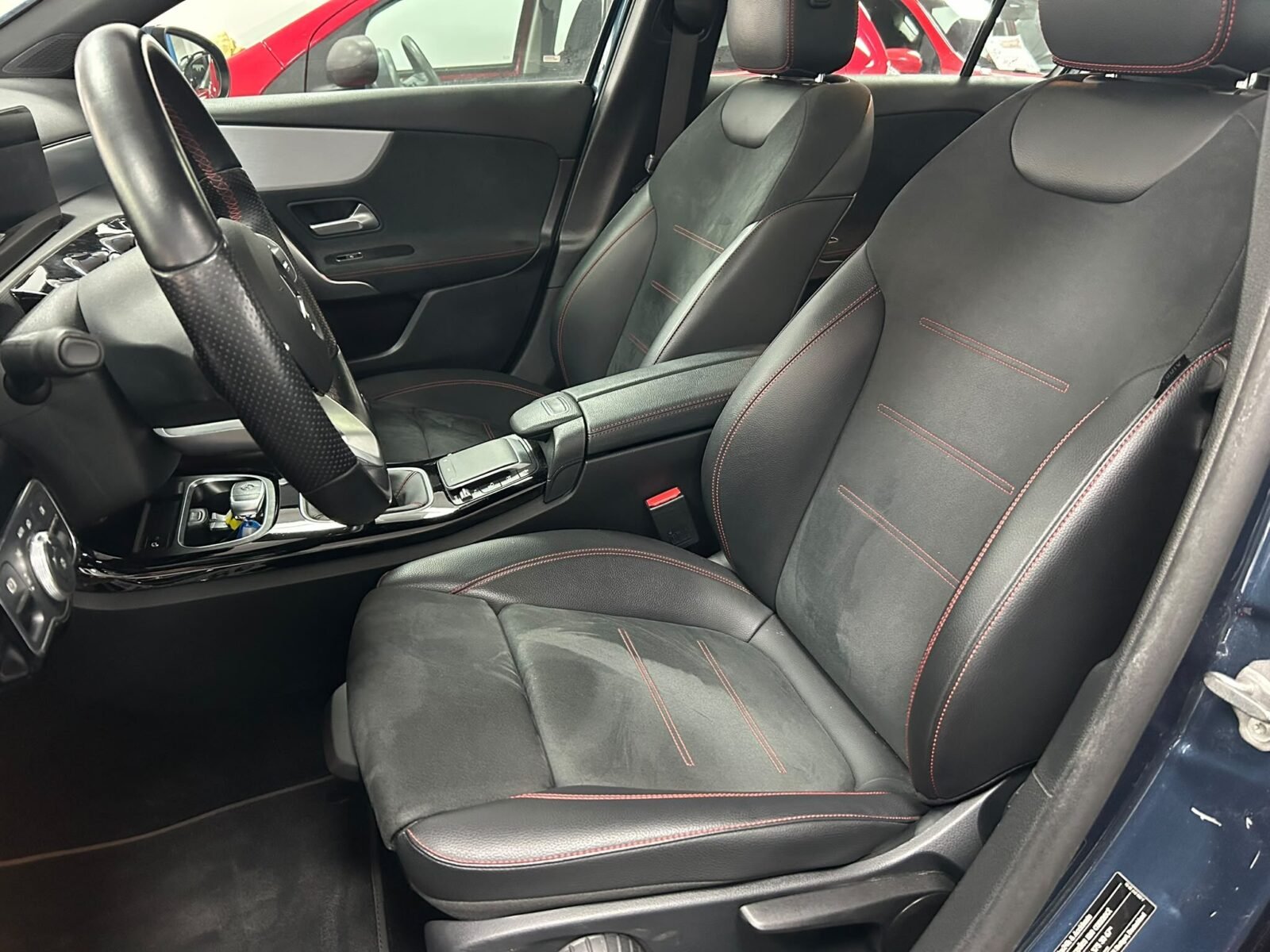 MERCEDES-BENZ CLASE A 200 AMG LINE 