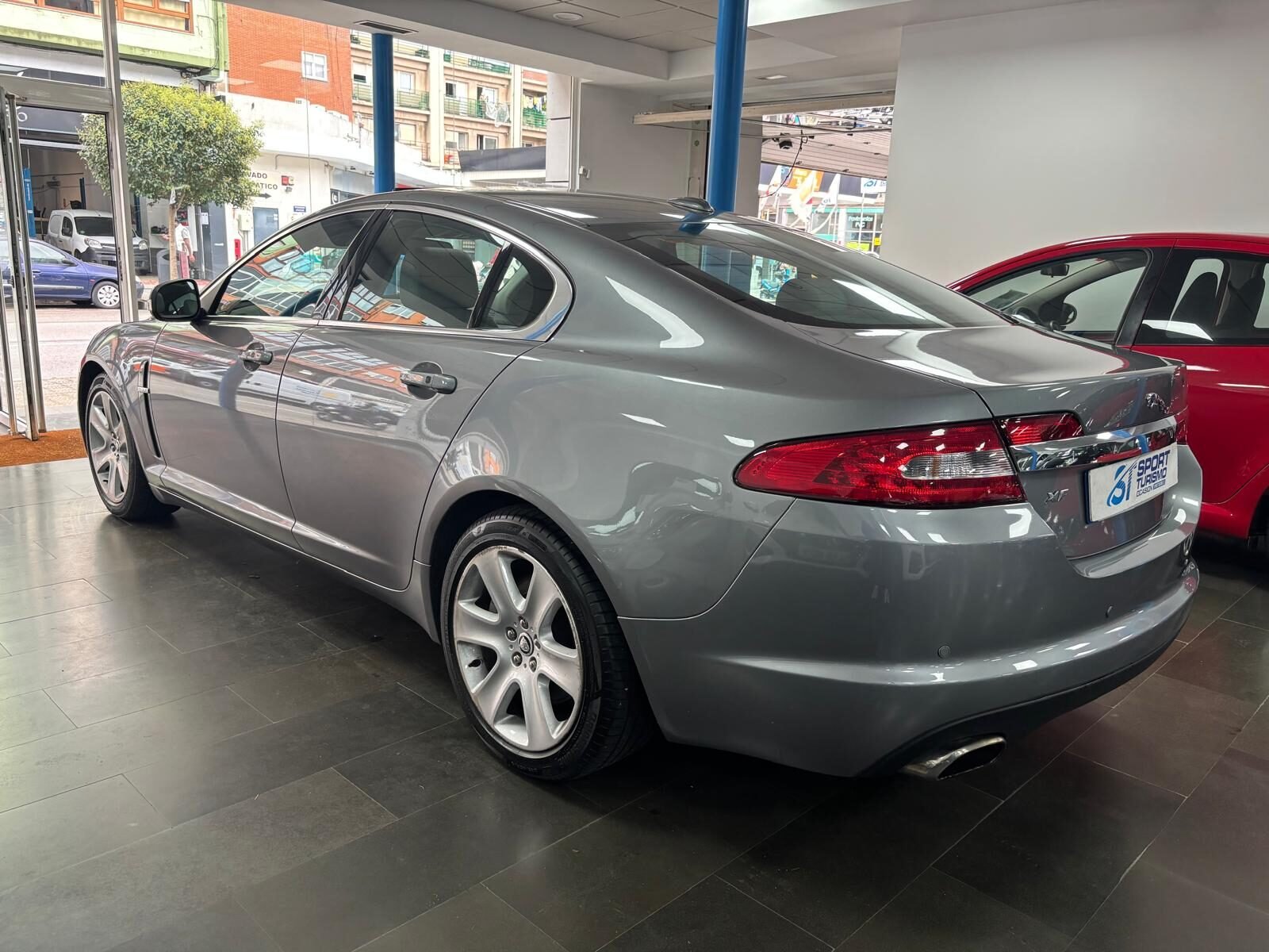 JAGUAR XF PREMIUM LUXURY