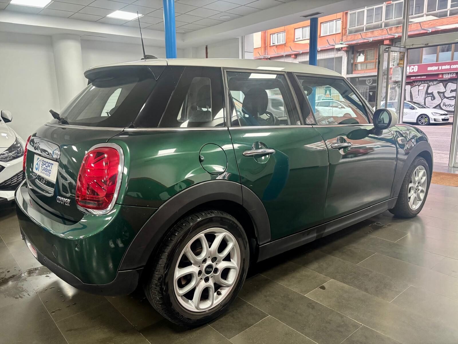 MINI COOPER 1.5